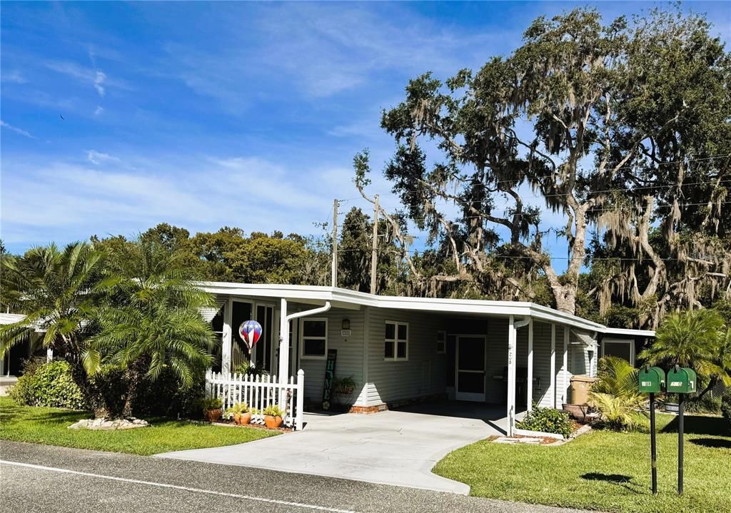 待售: $199,900 (2 贝兹, 2 浴室, 1360 平方英尺)