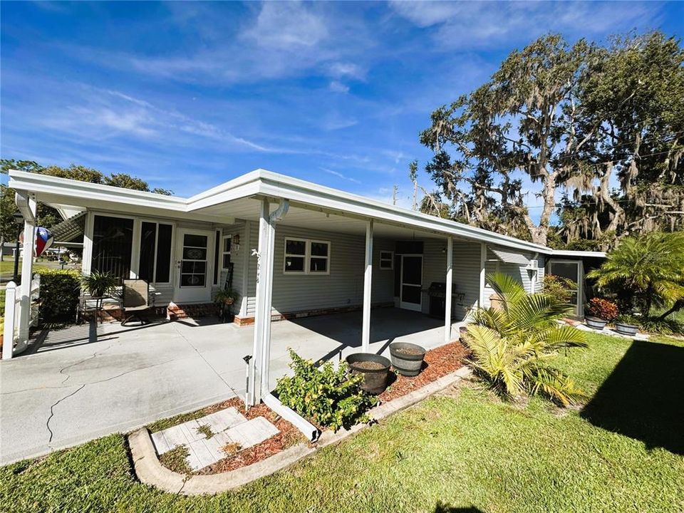 待售: $199,900 (2 贝兹, 2 浴室, 1360 平方英尺)