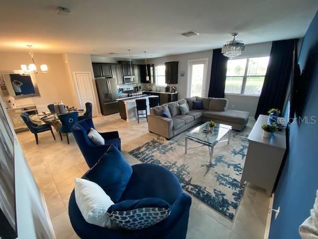 En Renta: $3,700 (3 camas, 2 baños, 1912 Pies cuadrados)