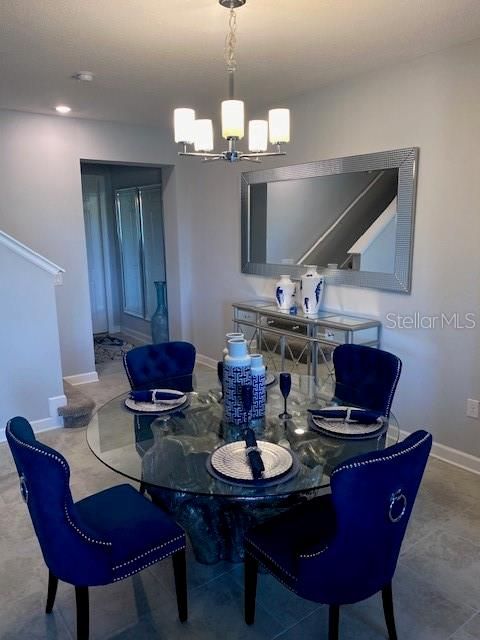 En Renta: $3,700 (3 camas, 2 baños, 1912 Pies cuadrados)