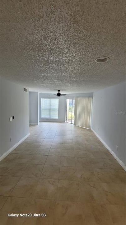 For Rent: $1,700 (2 beds, 2 baths, 990 Square Feet)