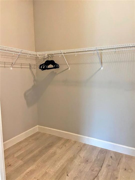 For Rent: $2,295 (3 beds, 2 baths, 1681 Square Feet)