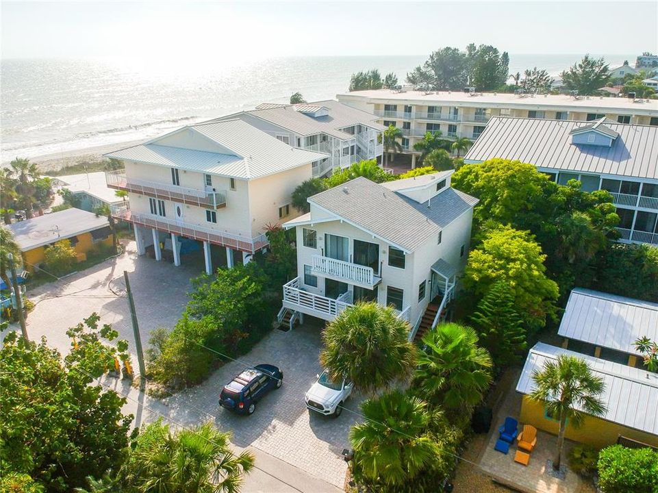 For Rent: $2,300 (2 beds, 1 baths, 1008 Square Feet)