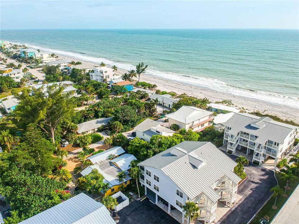 For Rent: $2,300 (2 beds, 1 baths, 1008 Square Feet)