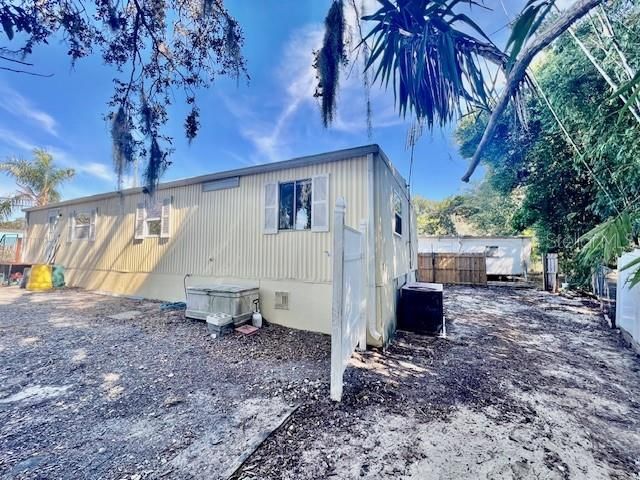 出租: $1,600 (3 贝兹, 2 浴室, 1152 平方英尺)