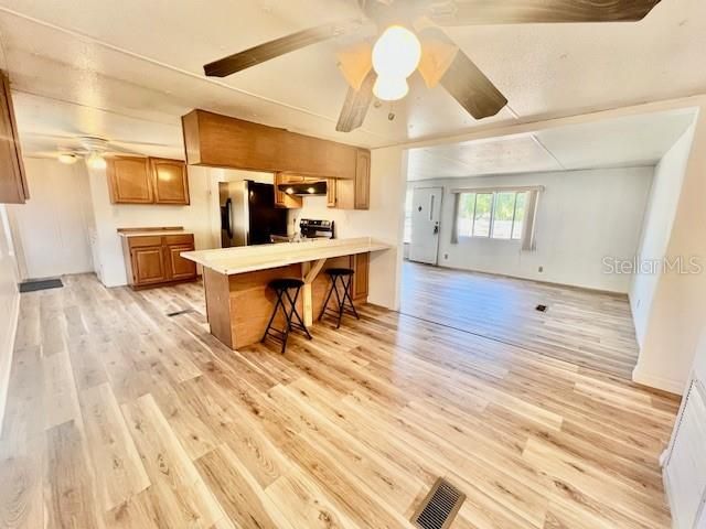 出租: $1,600 (3 贝兹, 2 浴室, 1152 平方英尺)