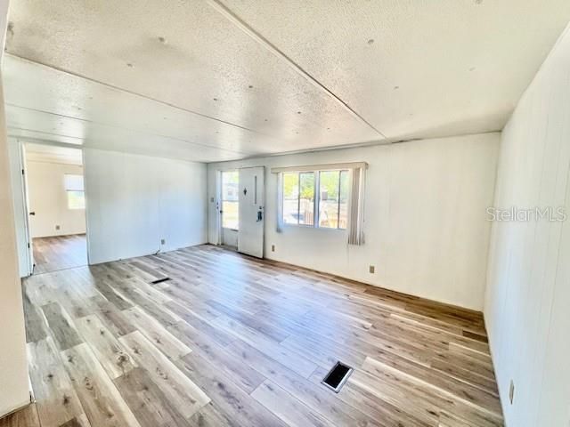 出租: $1,600 (3 贝兹, 2 浴室, 1152 平方英尺)