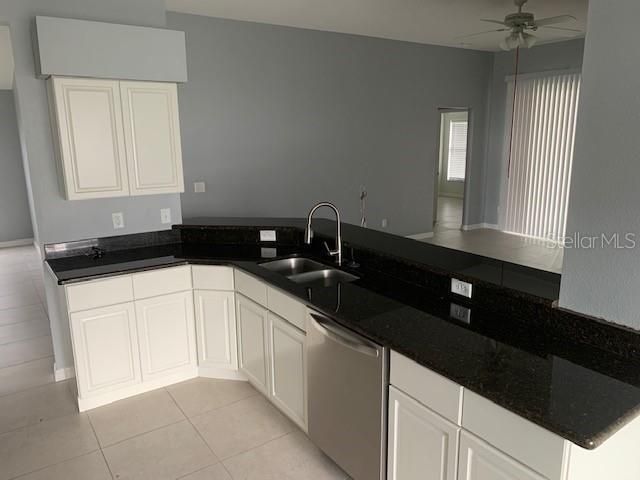 En Renta: $1,850 (3 camas, 2 baños, 1677 Pies cuadrados)