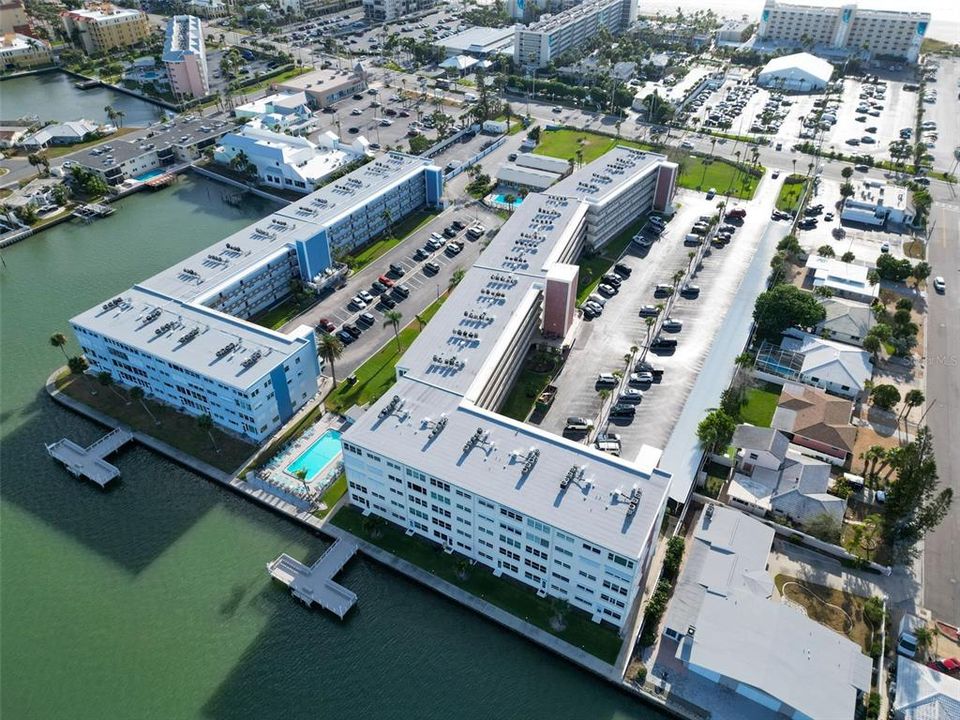 For Sale: $210,000 (1 beds, 1 baths, 1145 Square Feet)