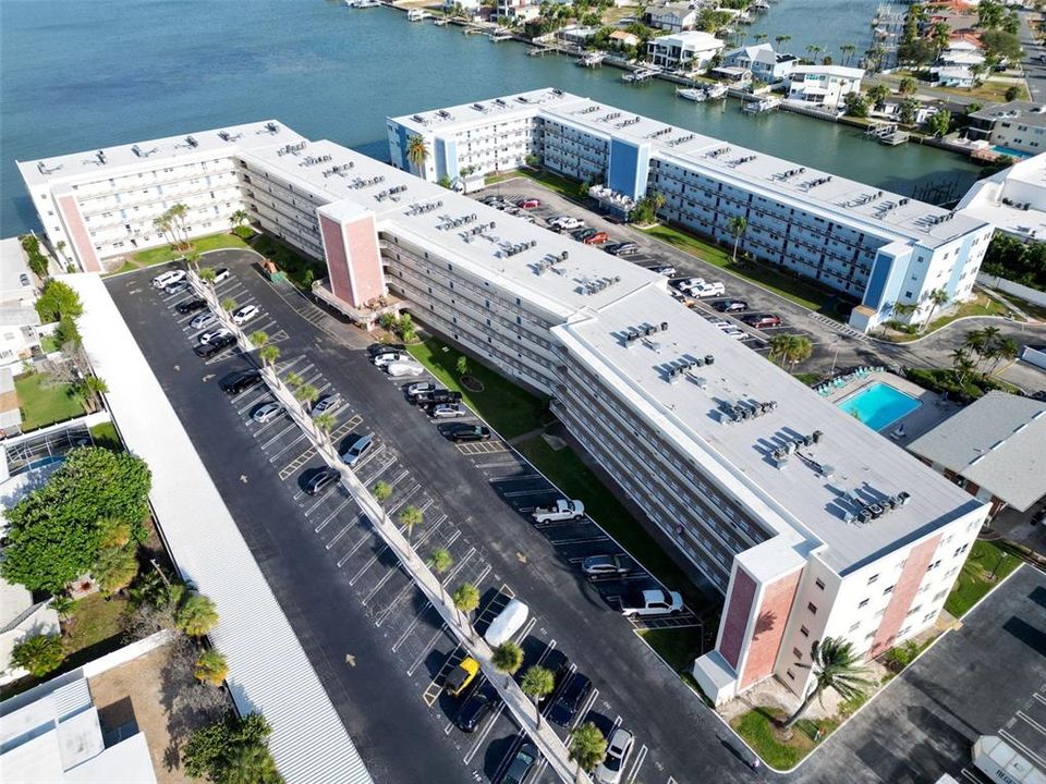 For Sale: $210,000 (1 beds, 1 baths, 1145 Square Feet)