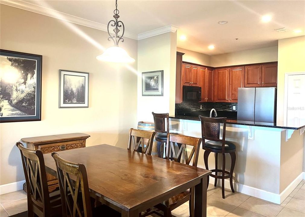 待售: $625,000 (3 贝兹, 2 浴室, 1682 平方英尺)