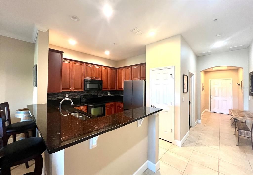 待售: $625,000 (3 贝兹, 2 浴室, 1682 平方英尺)