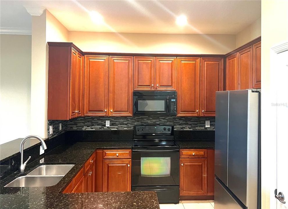 待售: $625,000 (3 贝兹, 2 浴室, 1682 平方英尺)