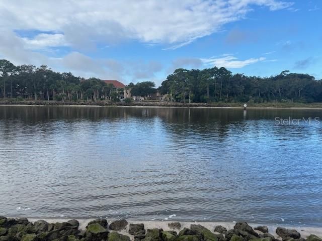 For Sale: $275,000 (0.11 acres)