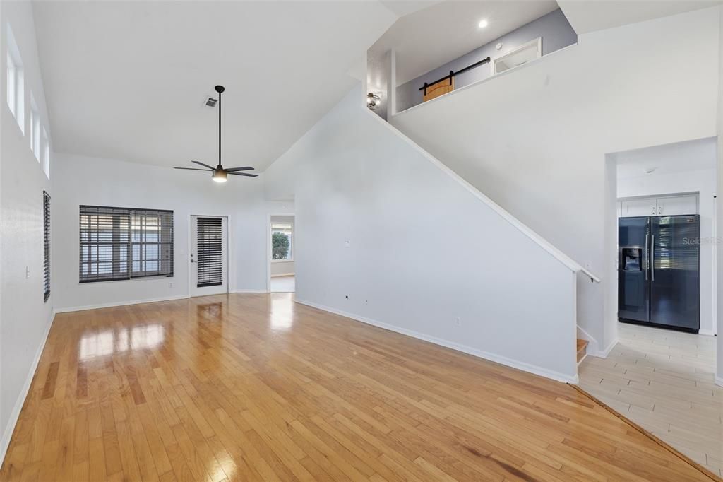 En Venta: $370,000 (3 camas, 2 baños, 1642 Pies cuadrados)