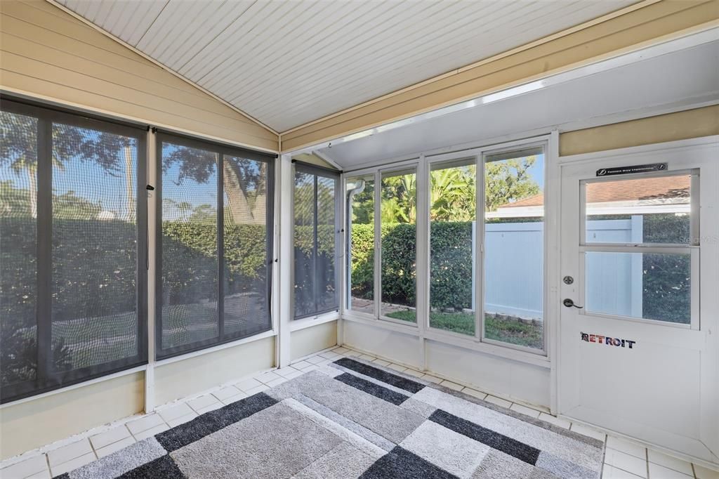 En Venta: $370,000 (3 camas, 2 baños, 1642 Pies cuadrados)