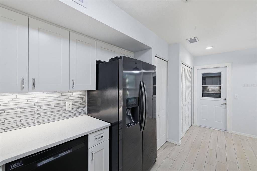 En Venta: $370,000 (3 camas, 2 baños, 1642 Pies cuadrados)