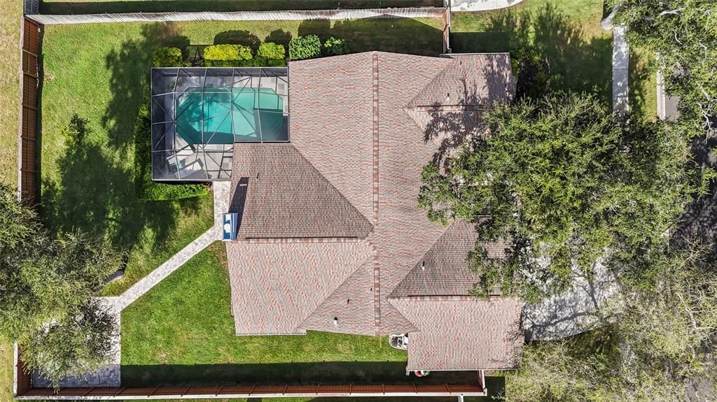 合同活跃: $749,990 (4 贝兹, 2 浴室, 2307 平方英尺)