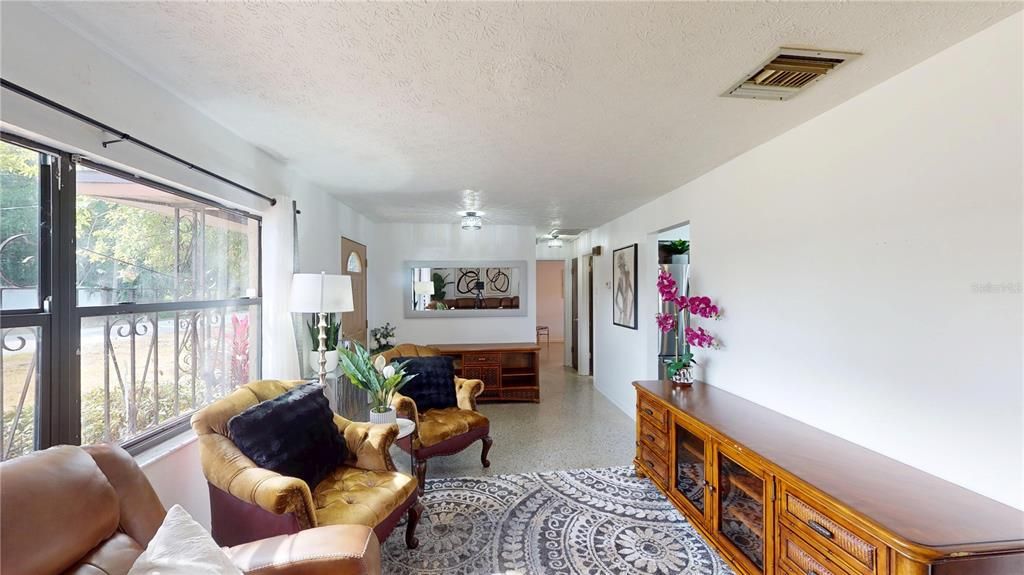 En Renta: $2,500 (2 camas, 1 baños, 952 Pies cuadrados)