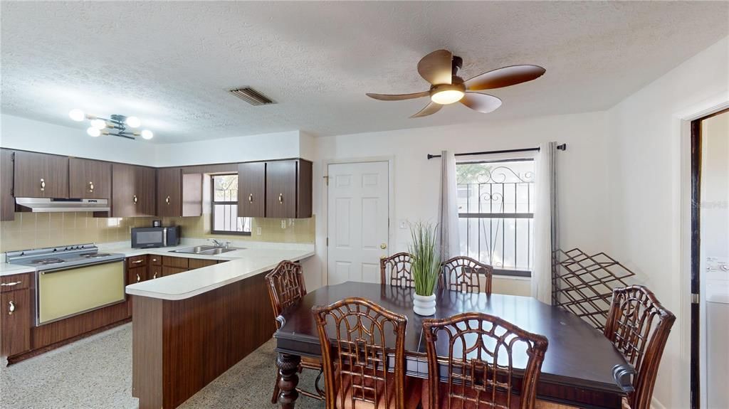 En Renta: $2,500 (2 camas, 1 baños, 952 Pies cuadrados)