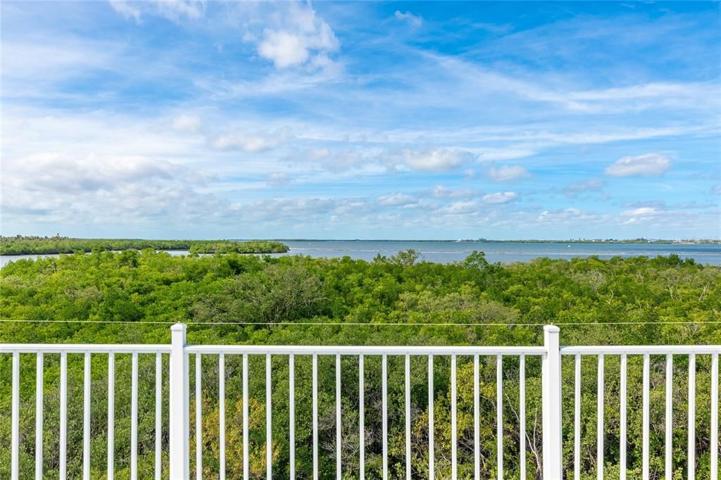 На продажу: $875,000 (7 спален, 5 ванн, 3435 Квадратных фут)