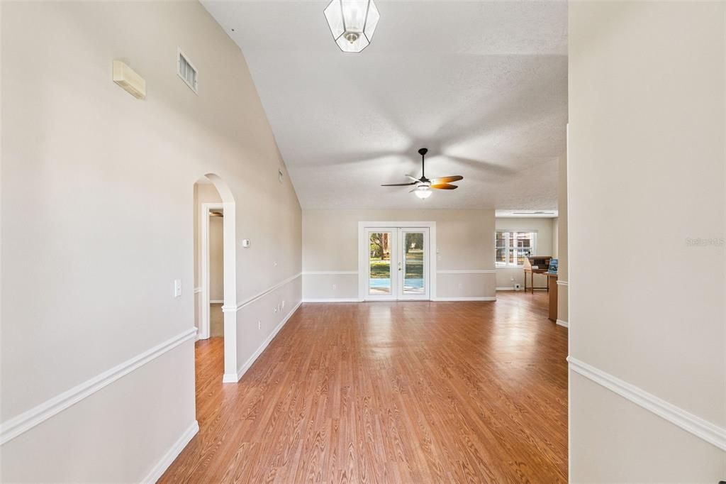 En Venta: $329,840 (3 camas, 2 baños, 1698 Pies cuadrados)