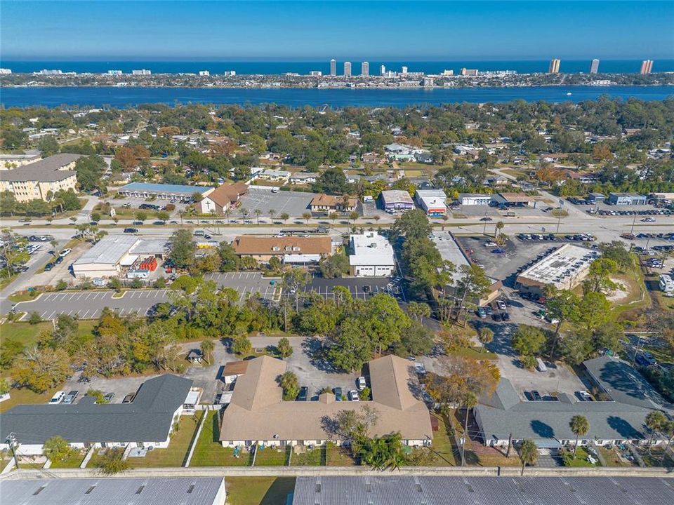 На продажу: $90,000 (2 спален, 1 ванн, 850 Квадратных фут)