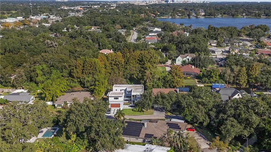 合同活跃: $849,900 (4 贝兹, 3 浴室, 2601 平方英尺)