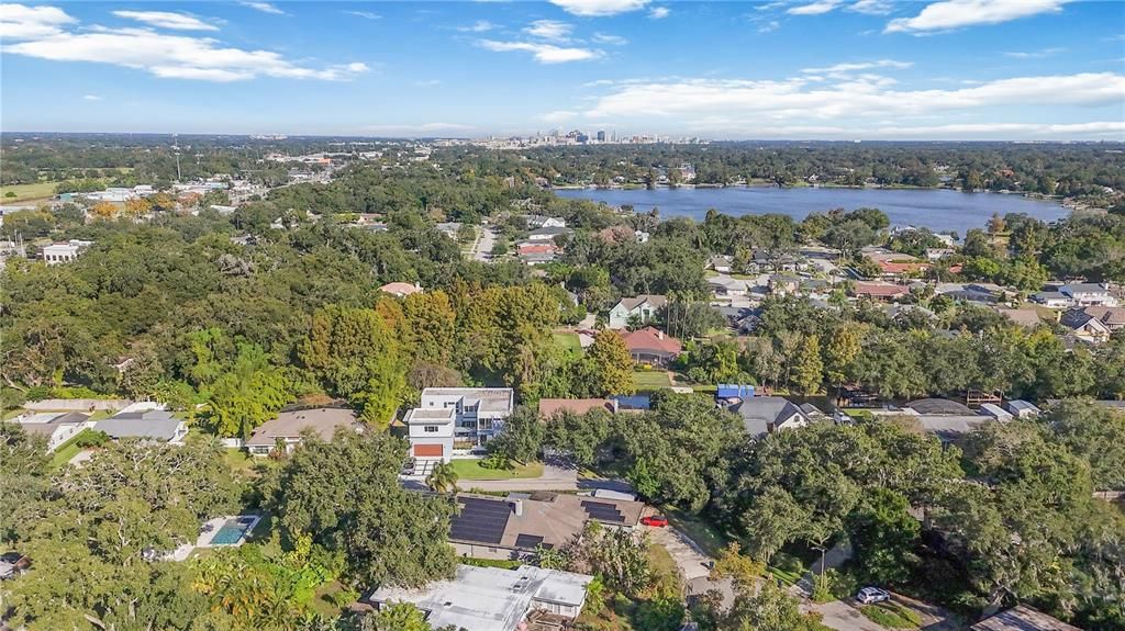 合同活跃: $849,900 (4 贝兹, 3 浴室, 2601 平方英尺)