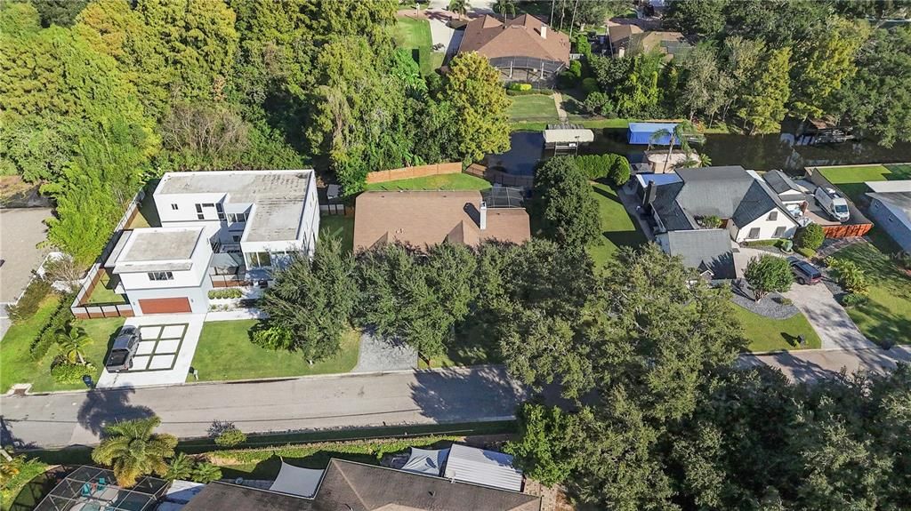 合同活跃: $849,900 (4 贝兹, 3 浴室, 2601 平方英尺)