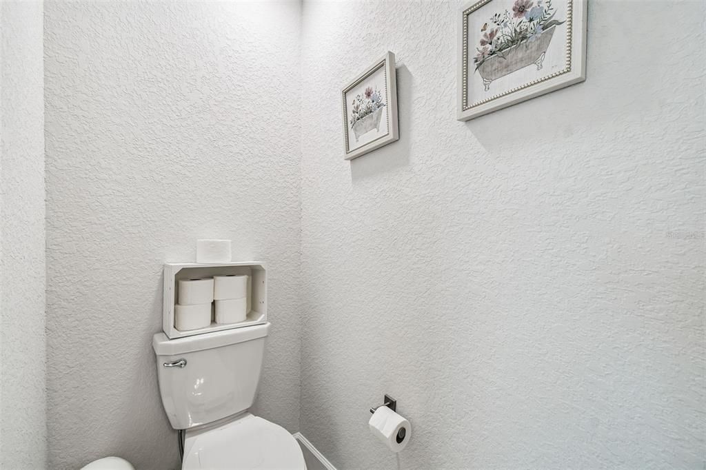 待售: $410,000 (4 贝兹, 3 浴室, 2503 平方英尺)