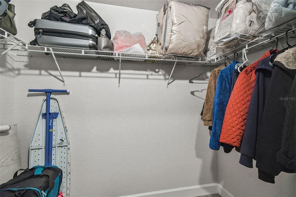 待售: $410,000 (4 贝兹, 3 浴室, 2503 平方英尺)