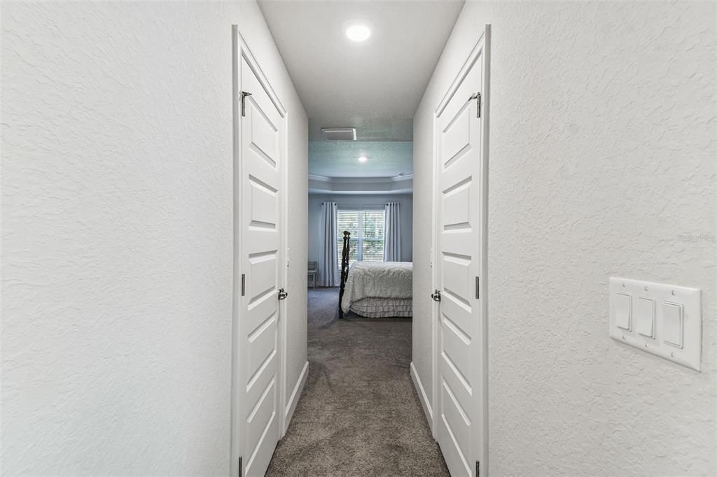 待售: $410,000 (4 贝兹, 3 浴室, 2503 平方英尺)