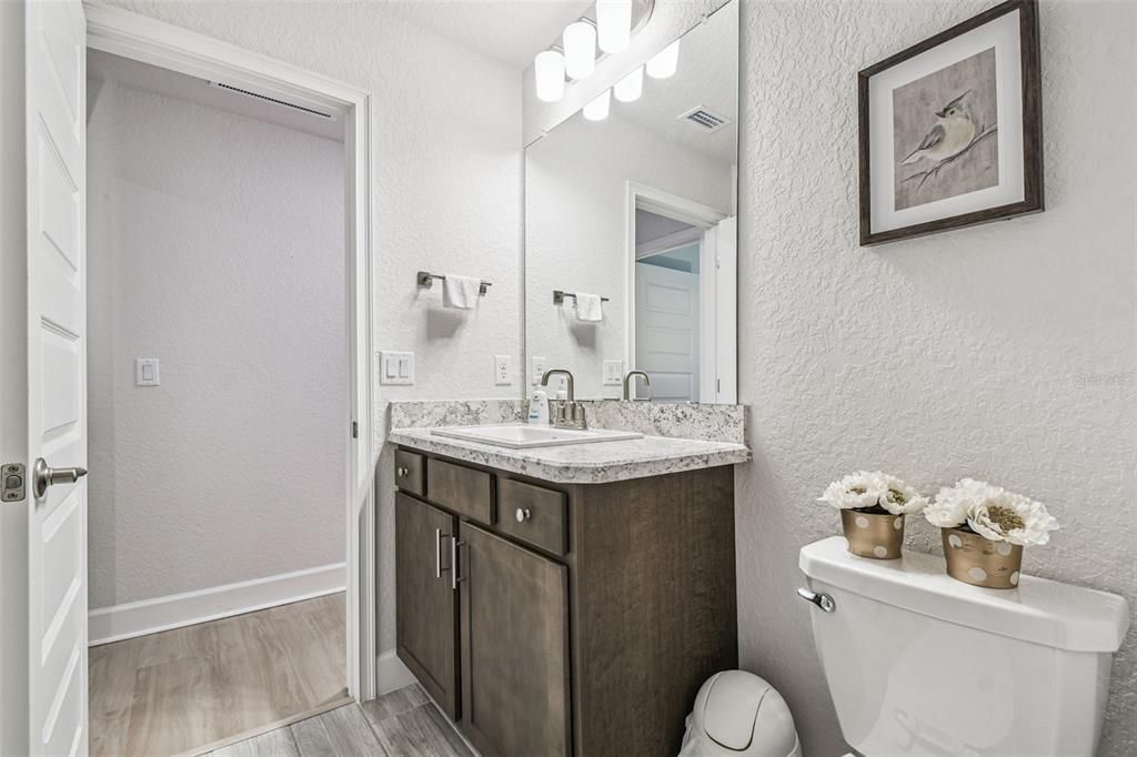 待售: $410,000 (4 贝兹, 3 浴室, 2503 平方英尺)