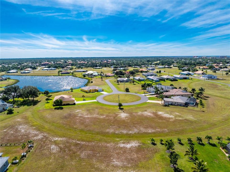 待售: $129,000 (0.69 acres)