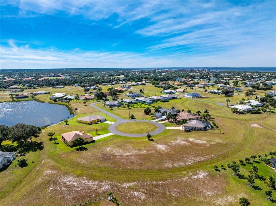 待售: $129,000 (0.69 acres)