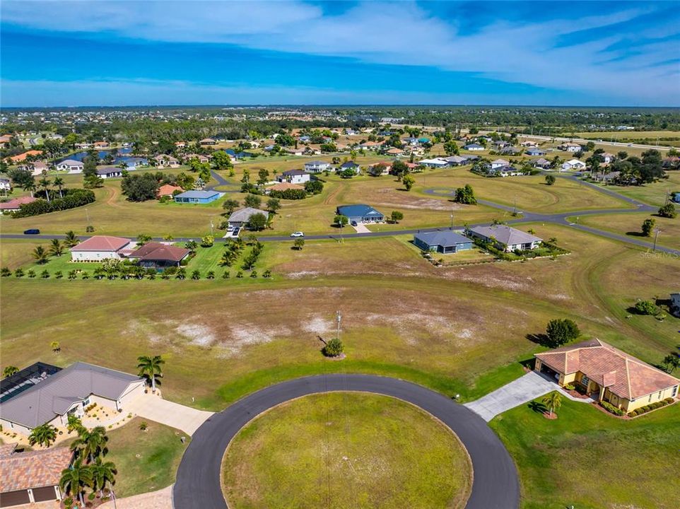 待售: $129,000 (0.69 acres)