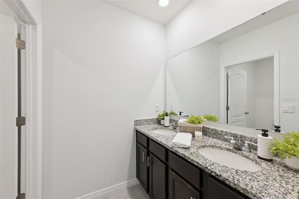 Active With Contract: $429,000 (5 beds, 3 baths, 2601 Square Feet)