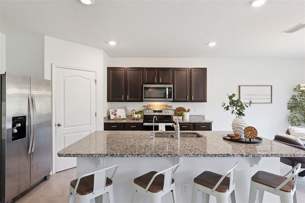 Active With Contract: $429,000 (5 beds, 3 baths, 2601 Square Feet)