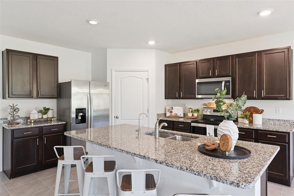 Active With Contract: $429,000 (5 beds, 3 baths, 2601 Square Feet)