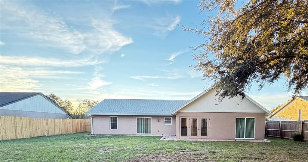 For Rent: $2,850 (3 beds, 2 baths, 1636 Square Feet)