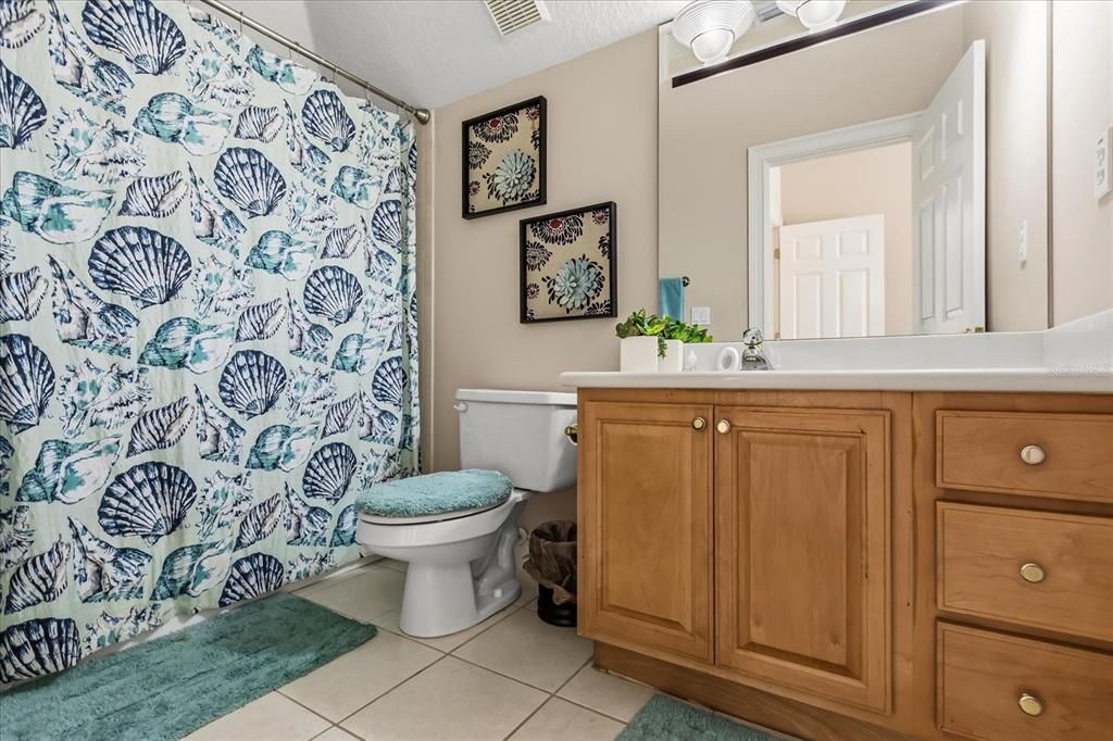 待售: $1,400,000 (4 贝兹, 5 浴室, 4262 平方英尺)