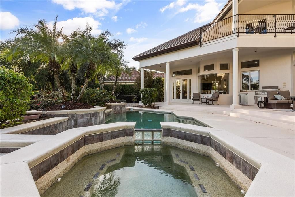 待售: $1,400,000 (4 贝兹, 5 浴室, 4262 平方英尺)