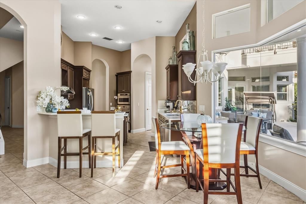 待售: $1,400,000 (4 贝兹, 5 浴室, 4262 平方英尺)