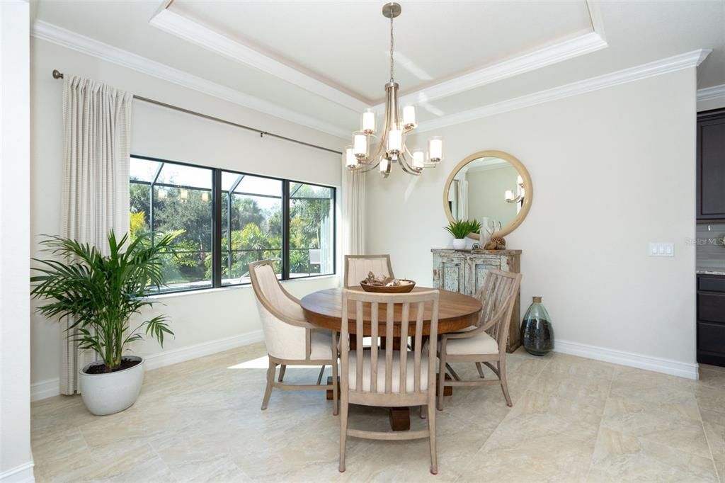 For Sale: $923,000 (3 beds, 2 baths, 2093 Square Feet)