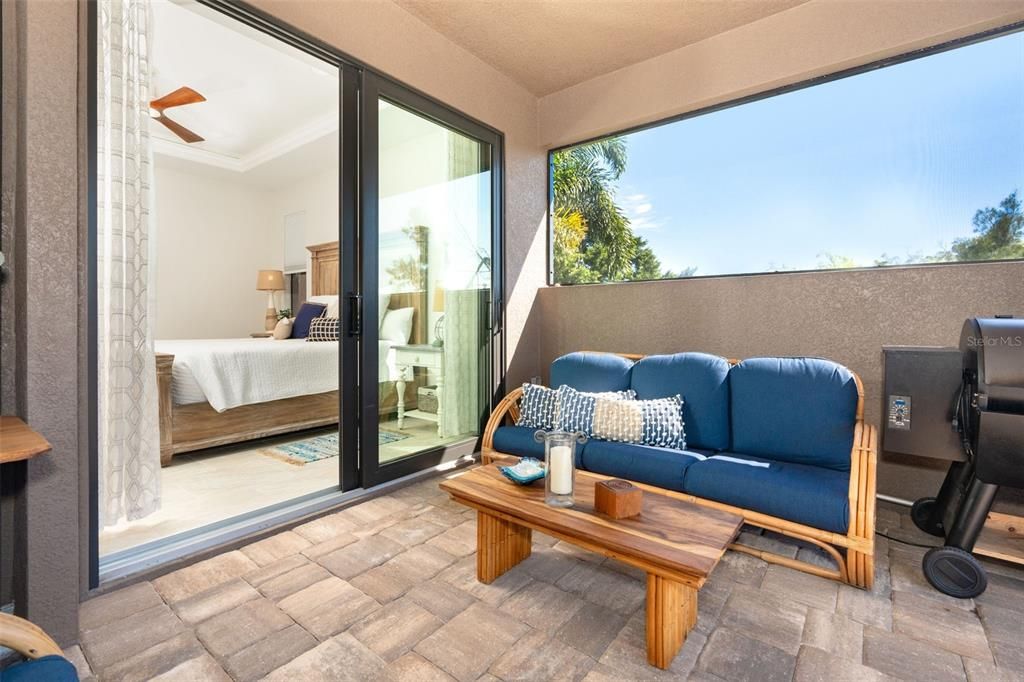 For Sale: $923,000 (3 beds, 2 baths, 2093 Square Feet)