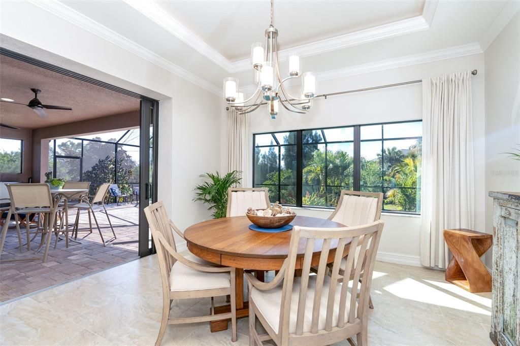 For Sale: $923,000 (3 beds, 2 baths, 2093 Square Feet)