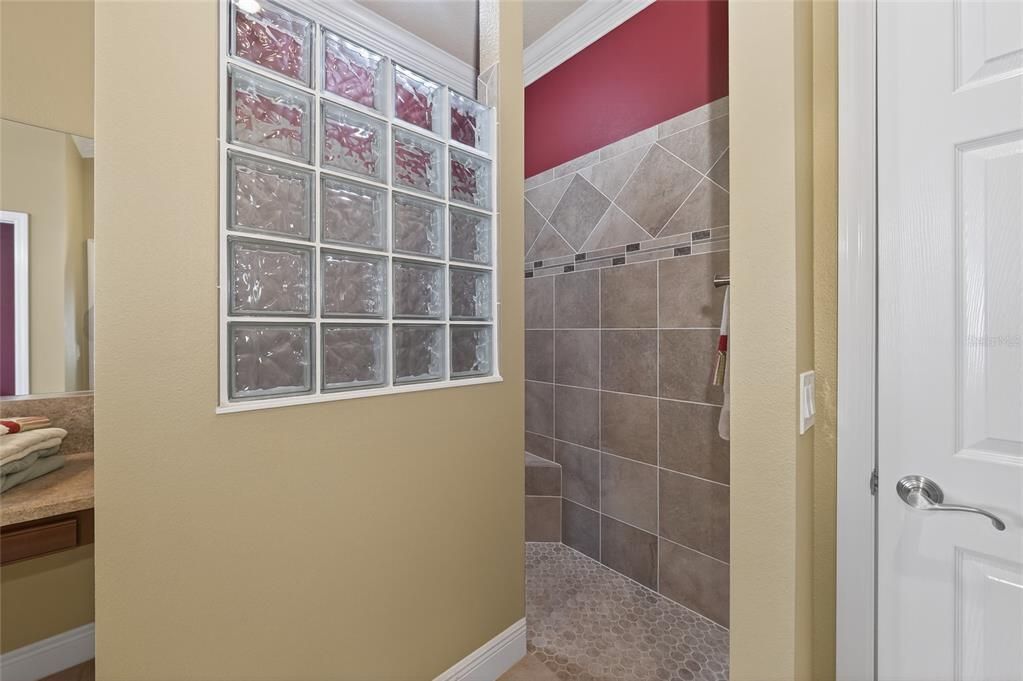 For Sale: $625,000 (3 beds, 2 baths, 2485 Square Feet)