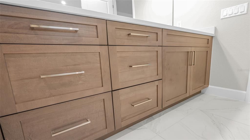 待售: $674,990 (3 贝兹, 3 浴室, 2490 平方英尺)