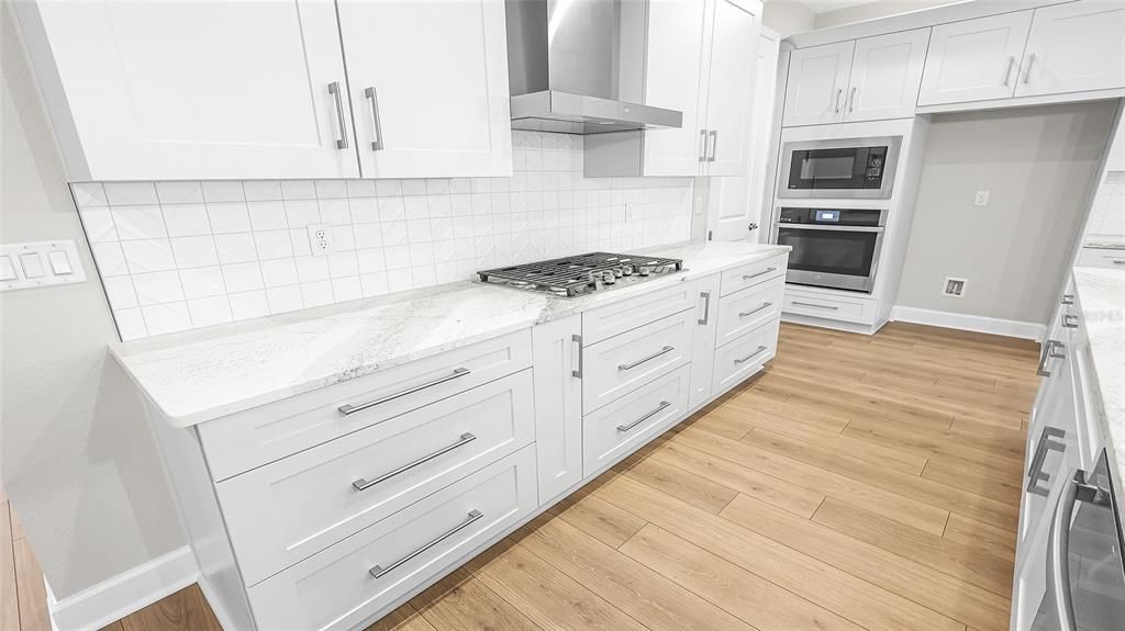 待售: $674,990 (3 贝兹, 3 浴室, 2490 平方英尺)